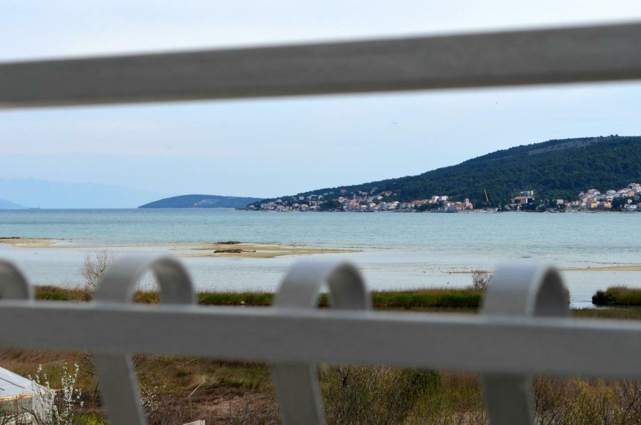 Bridge And Beach Apartments トロギール エクステリア 写真