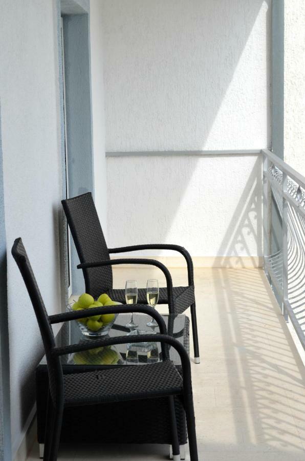 Bridge And Beach Apartments トロギール エクステリア 写真